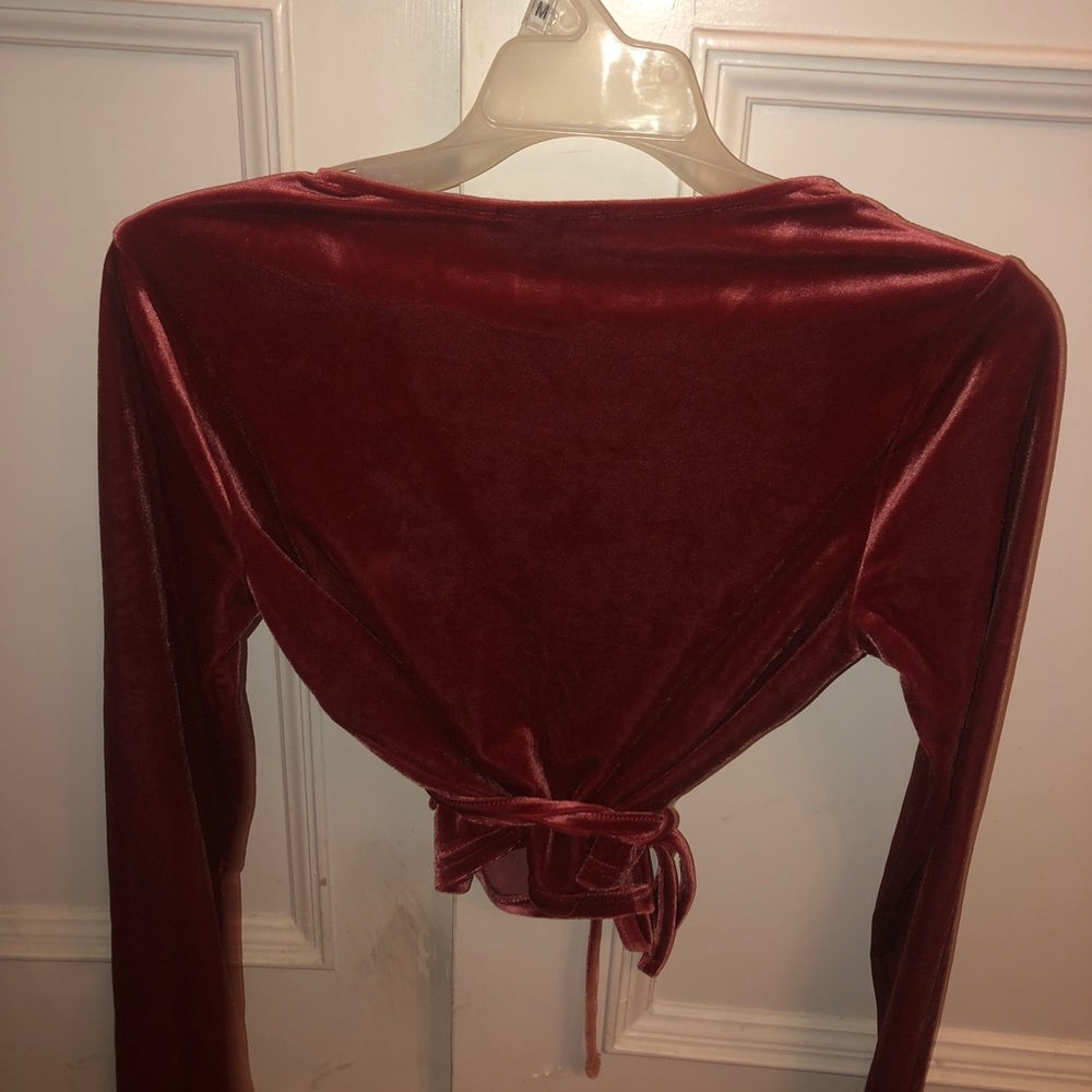 FOREVER 21 VELVET TOP - Picture 2 of 3